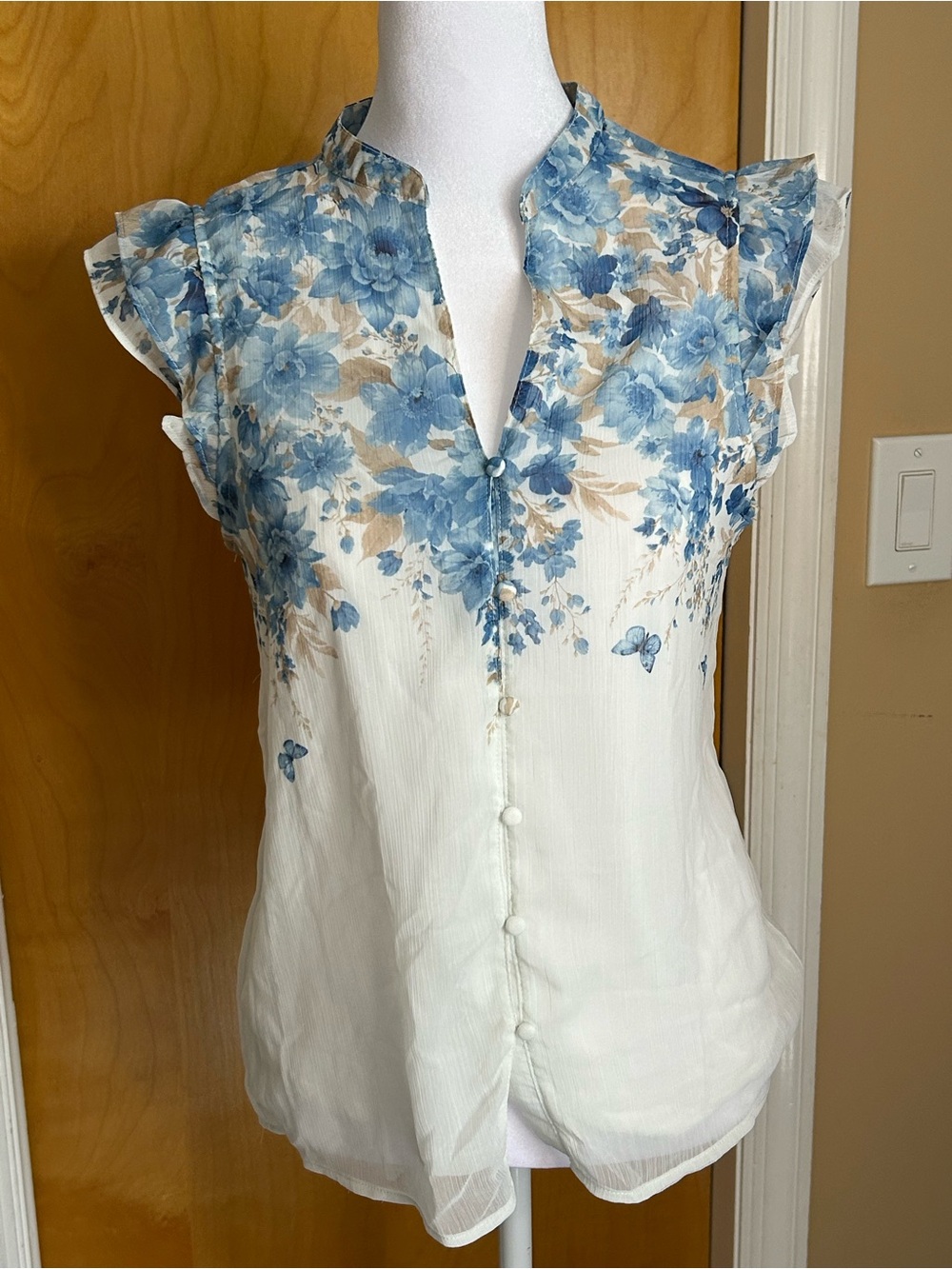 Blue Floral Mandarin-Collar Blouse